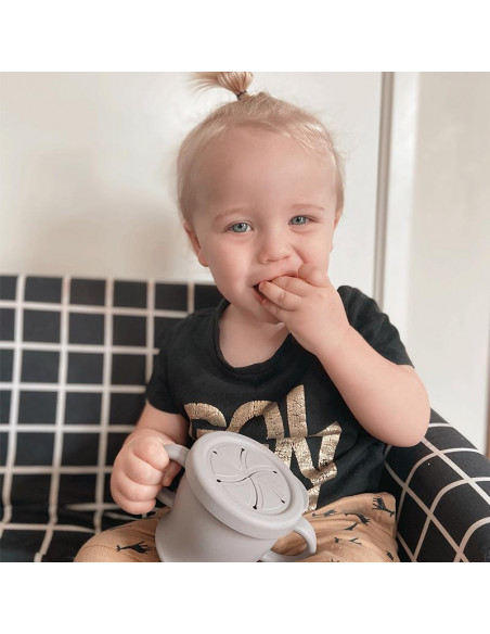 Trink und Snack Tasse