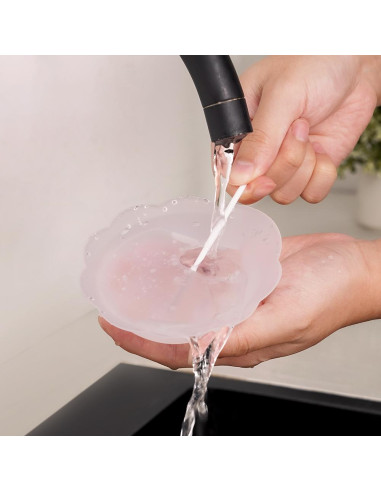 Petal Soft Silicone Milk Collector