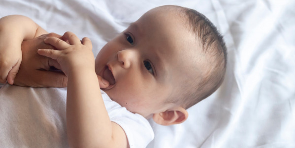 Wenn Babys zahnen – Diese Tipps bringen schnelle Linderung